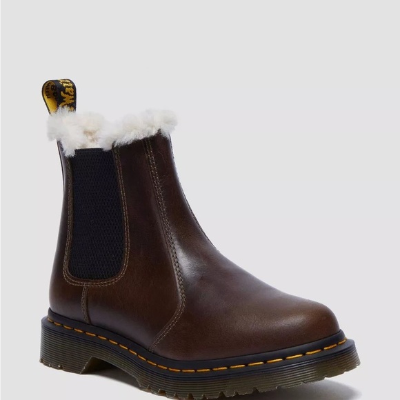 Dr. Martens Shoes - 2976 WOMEN'S FAUX FUR LINED CHELSEA BOOTS